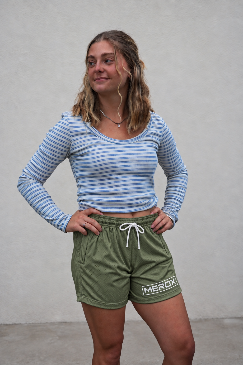 MEROX Olive Green mesh shorts approved women's model photo