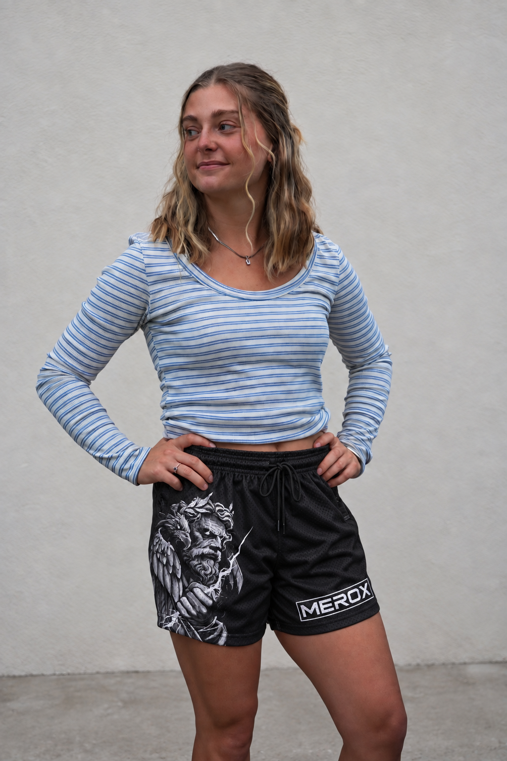 MEROX Zeus mesh shorts approved women's model photo